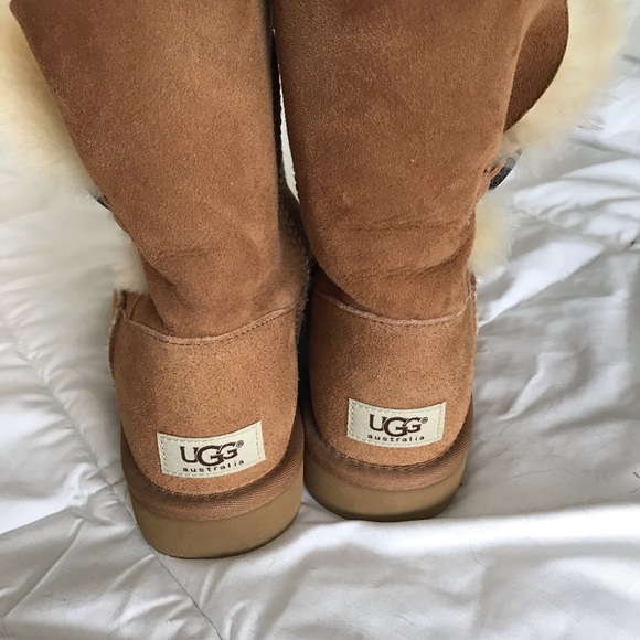 Ugg boots - Picture 7 of 7